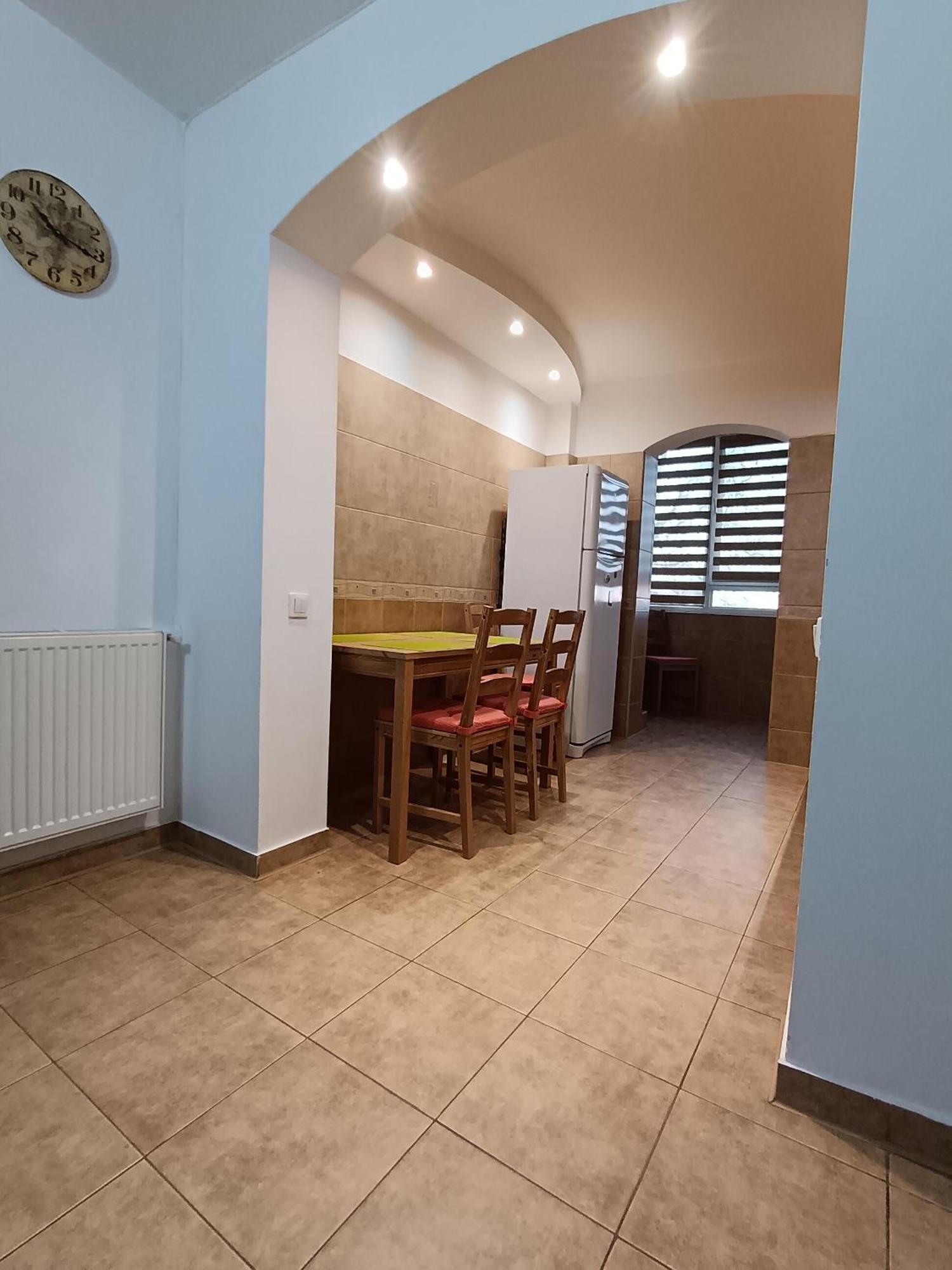 Adrian Home 3 Rooms Apartment โปลเยชต์ ภายนอก รูปภาพ